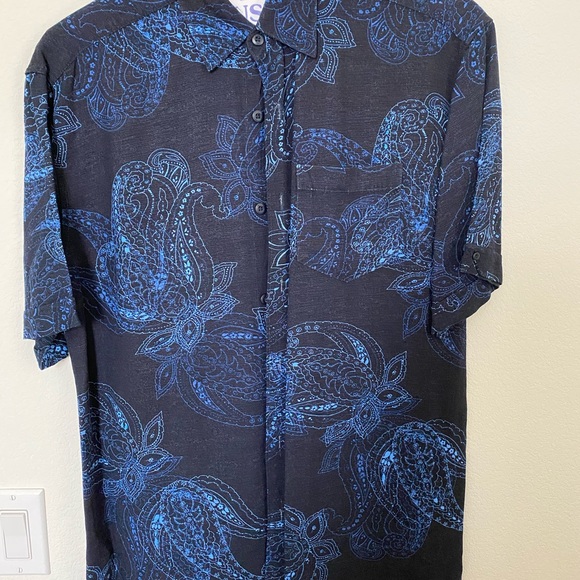 Men’s button down shirt - Picture 1 of 8